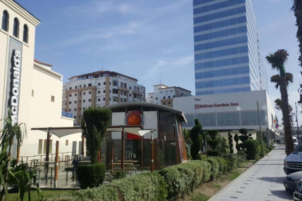 Vue Sur Mer Avec 2 Terrasses - 100M² - Sur La Cote แทนเจียร์ ภายนอก รูปภาพ