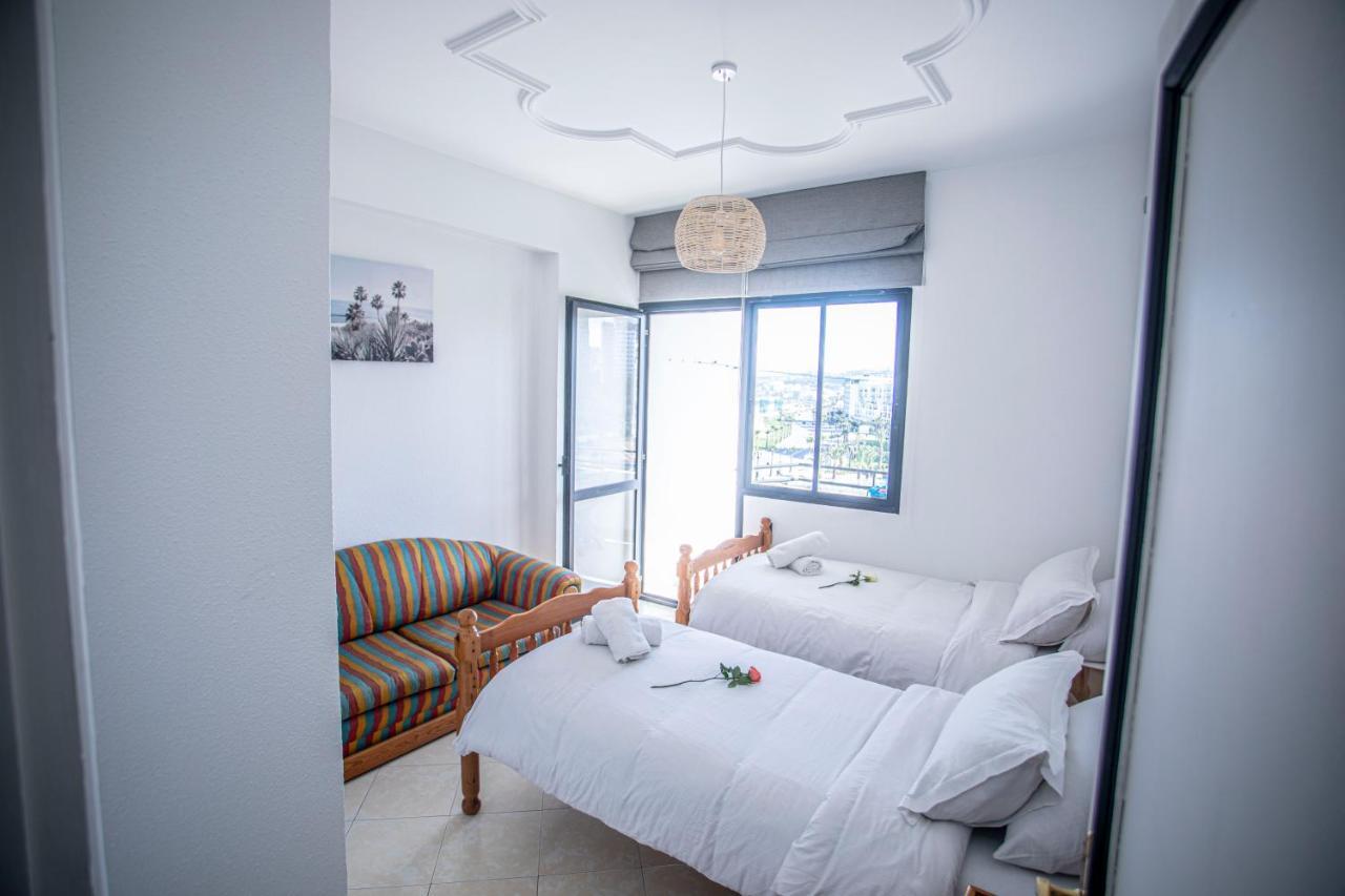 Vue Sur Mer Avec 2 Terrasses - 100M² - Sur La Cote แทนเจียร์ ภายนอก รูปภาพ